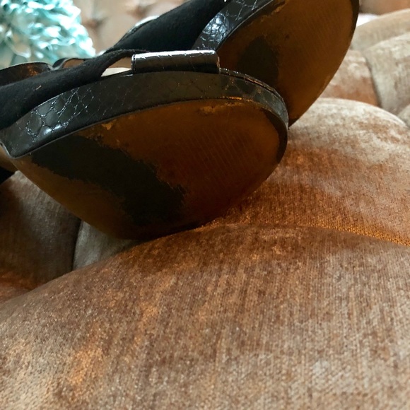 Franco Sarto black snakeskin 51/2 size shoes - Picture 6 of 7